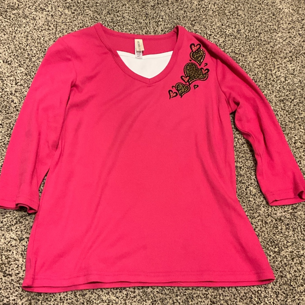 Charming Pink Long Sleeve V-Neck Top with Heart Accents